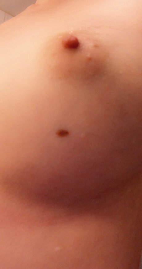 Foto di nudo di fuga di OnlyFans di Hotwetlilly