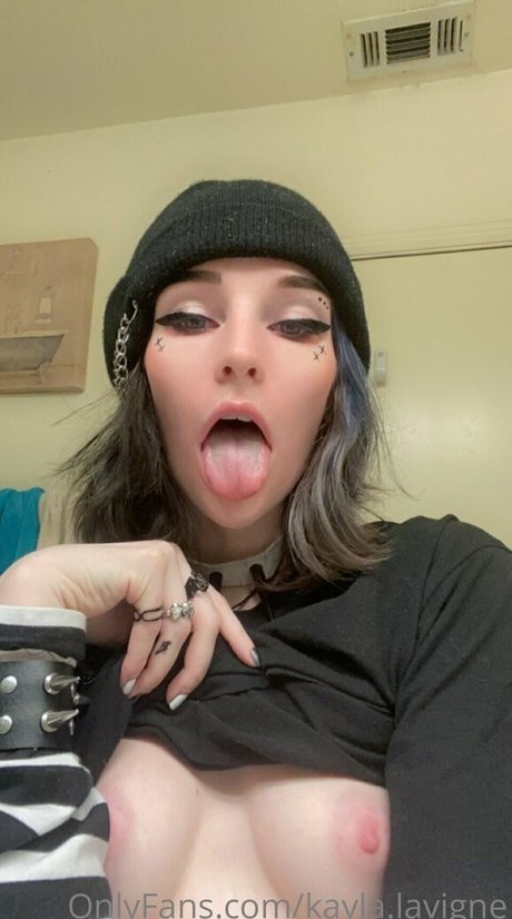 Foto di nudo di fuga di OnlyFans di Kaylalavigne