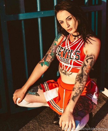 Foto di nudo di fuga di OnlyFans di Suicidekittenxo