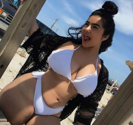Foto di nudo di fuga di OnlyFans di Megan Velez