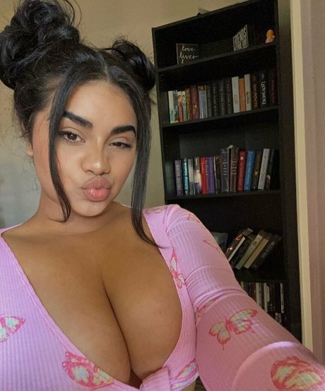 Foto di nudo di fuga di OnlyFans di Megan Velez