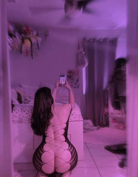 Foto di nudo di fuga di OnlyFans di Grunge Forever
