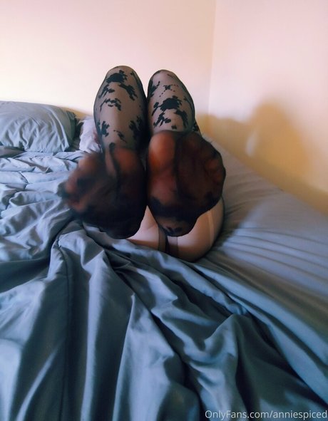 Foto di nudo di fuga di OnlyFans di Anniemxy