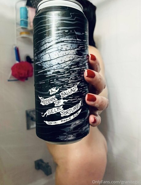 Foto di nudo di fuga di OnlyFans di Granitegirl