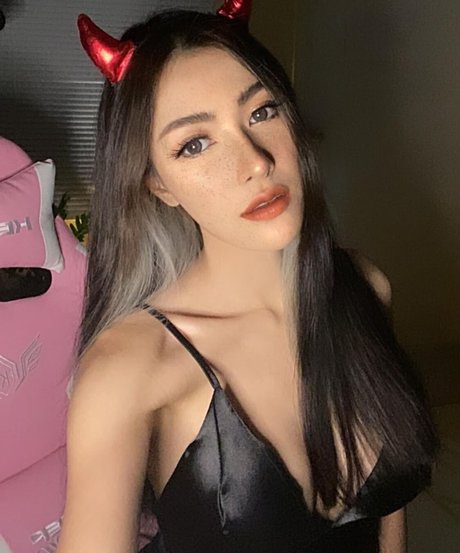 Foto di nudo di fuga di OnlyFans di Bunnymutmai