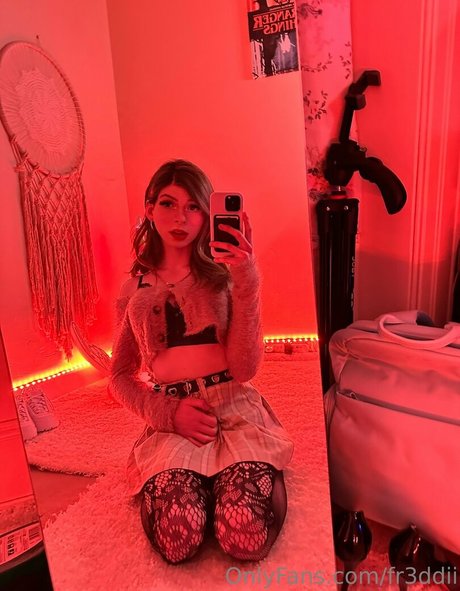 Foto di nudo di fuga di OnlyFans di Fr3ddi