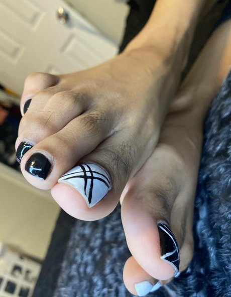 Foto di nudo di fuga di OnlyFans di Tenlittoes