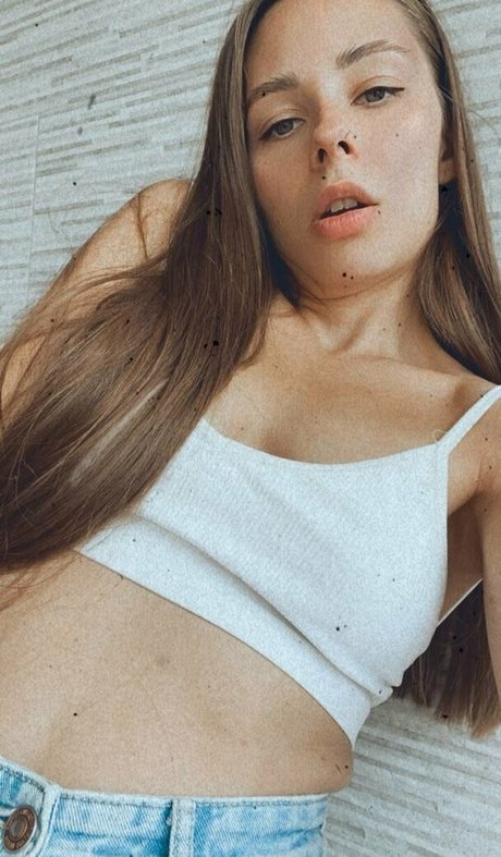 Foto di nudo di fuga di OnlyFans di Ninaliiin