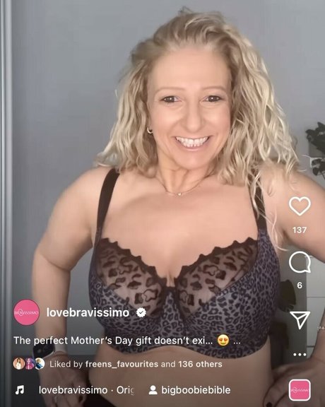 Foto di nudo di fuga di OnlyFans di Bigb00biebible
