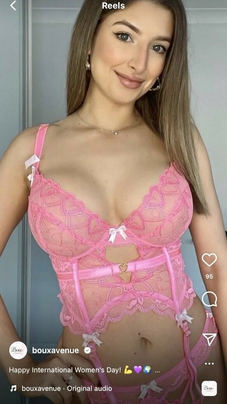 Foto di nudo di fuga di OnlyFans di Bigb00biebible