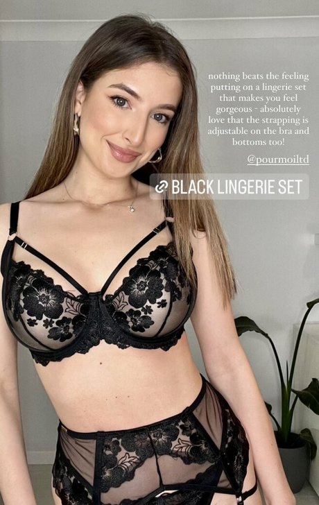Foto di nudo di fuga di OnlyFans di Bigb00biebible