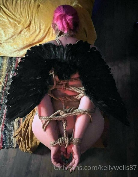 Foto di nudo di fuga di OnlyFans di Kellywells87