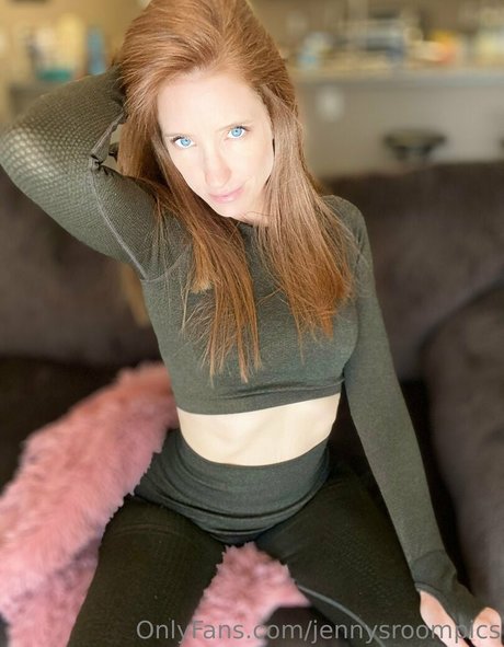 Foto di nudo di fuga di OnlyFans di Jennysroomfree
