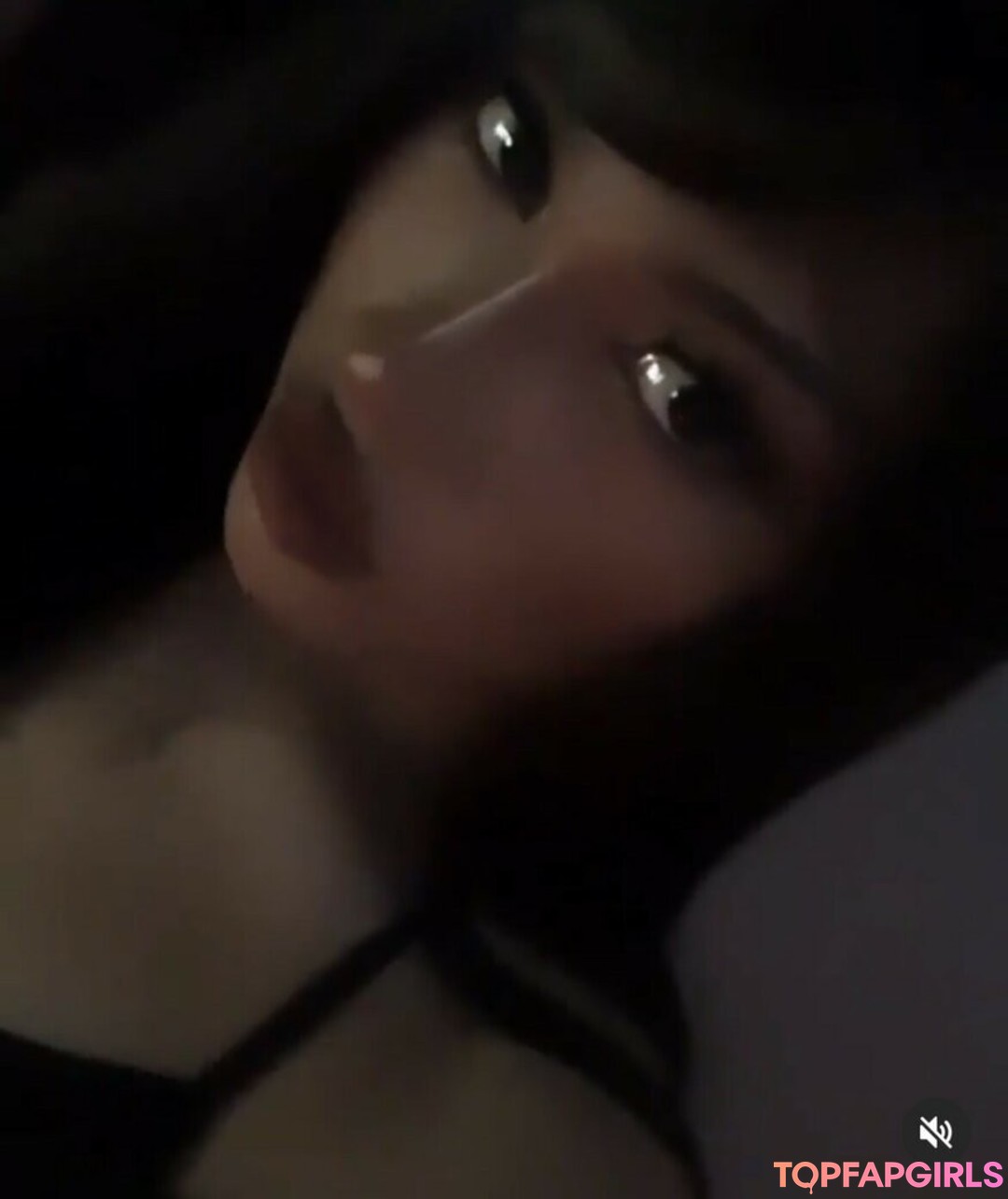 Foto di nudo di fuga di OnlyFans di Mariahrotic #2 Foto di nudo di fuga di OnlyFans di Mariahrotic #2