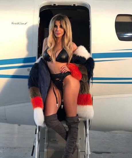 Foto di nudo di fuga di OnlyFans di Charlotte Caniggia