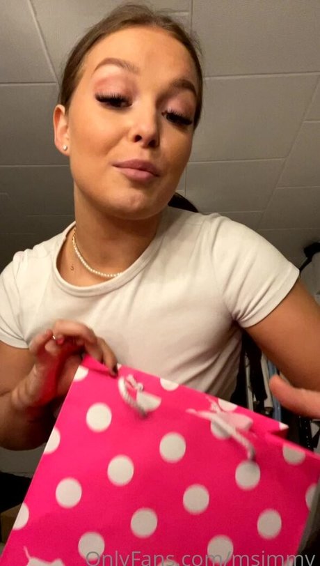 Foto di nudo di fuga di OnlyFans di Msimmy