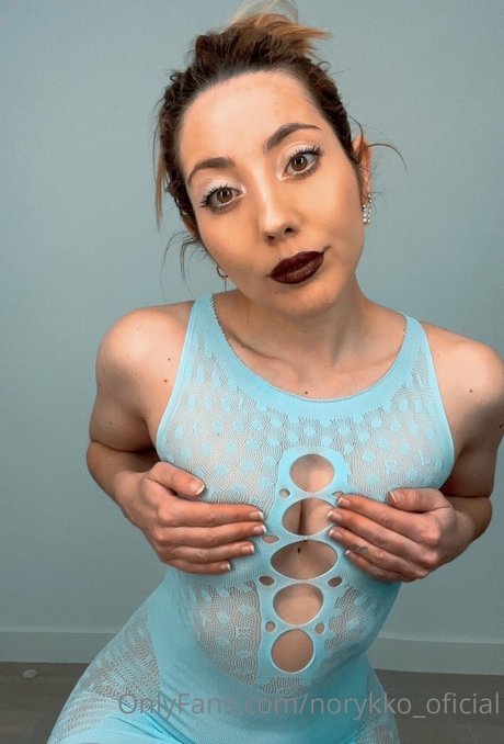 Foto di nudo di fuga di OnlyFans di Norykko