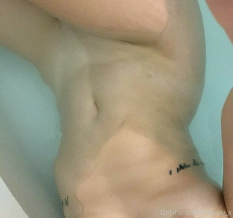 Foto di nudo di fuga di OnlyFans di Lauuu