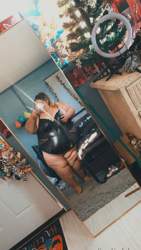 Foto di nudo di fuga di OnlyFans di Imlivbby
