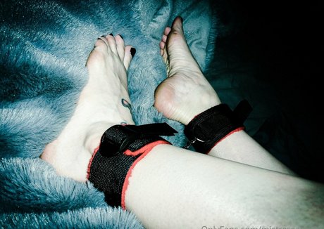 Foto di nudo di fuga di OnlyFans di Mistressarya02