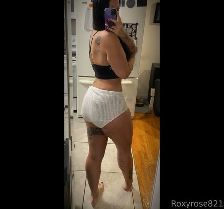 Foto di nudo di fuga di OnlyFans di Roxyrose821