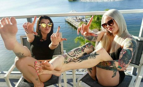 Foto di nudo di fuga di OnlyFans di Footpunkz