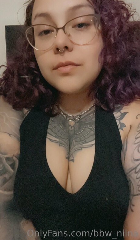 Foto di nudo di fuga di OnlyFans di Bbwniina