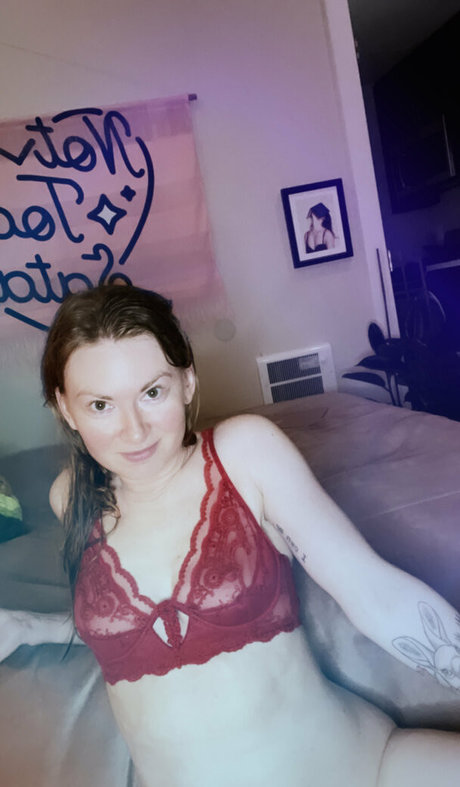 Foto di nudo di fuga di OnlyFans di Cathyreisenwitz