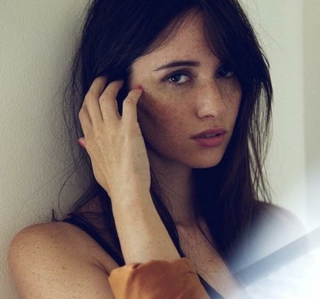 Foto di nudo di fuga di OnlyFans di Sara Malakul Lane