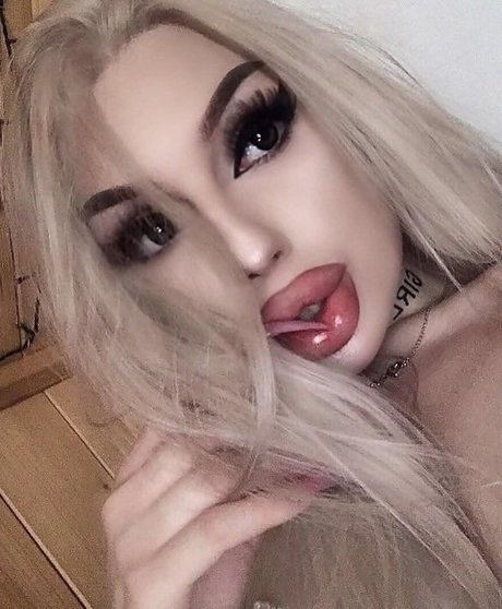 Foto di nudo di fuga di OnlyFans di Charlotteventura