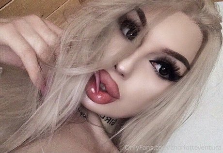 Foto di nudo di fuga di OnlyFans di Charlotteventura