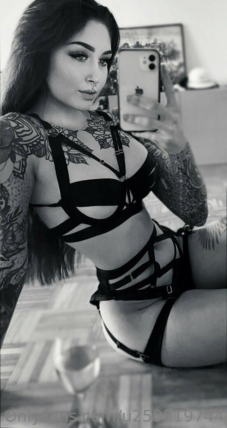 Foto di nudo di fuga di OnlyFans di Sarahmeeeow