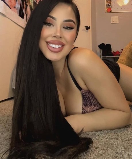 Foto di nudo di fuga di OnlyFans di Celinab6