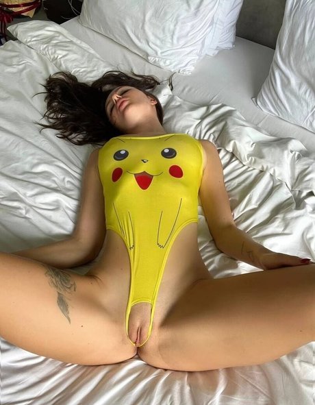 Foto di nudo di fuga di OnlyFans di Xxmikasa