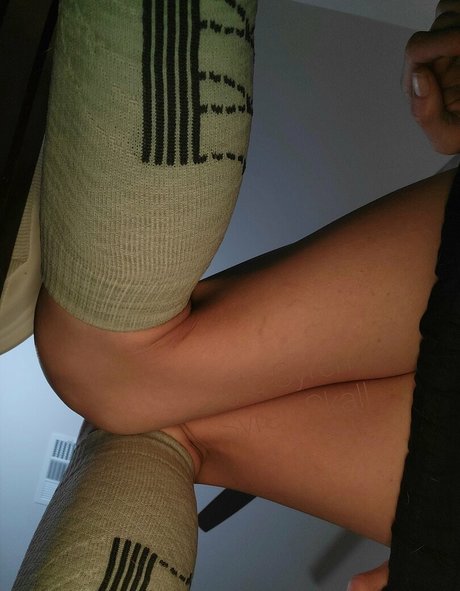 Foto di nudo di fuga di OnlyFans di Gtssyren
