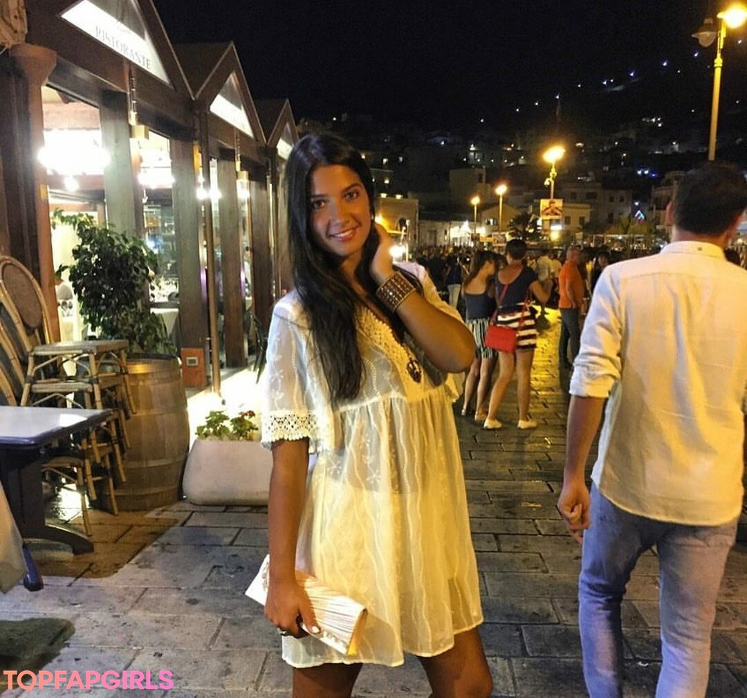 Foto di nudo di fuga di OnlyFans di Valentina Venturi #32 Foto di nudo di fuga di OnlyFans di Valentina Venturi #32