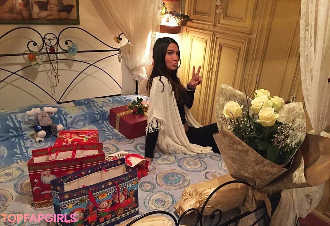 Foto di nudo di fuga di OnlyFans di Valentina Venturi #36 Foto di nudo di fuga di OnlyFans di Valentina Venturi #36