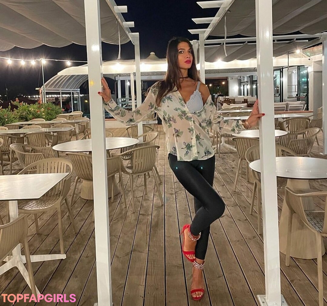 Foto di nudo di fuga di OnlyFans di Valentina Venturi #81 Foto di nudo di fuga di OnlyFans di Valentina Venturi #81