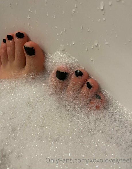 Foto di nudo di fuga di OnlyFans di Xoxolovelyfeet