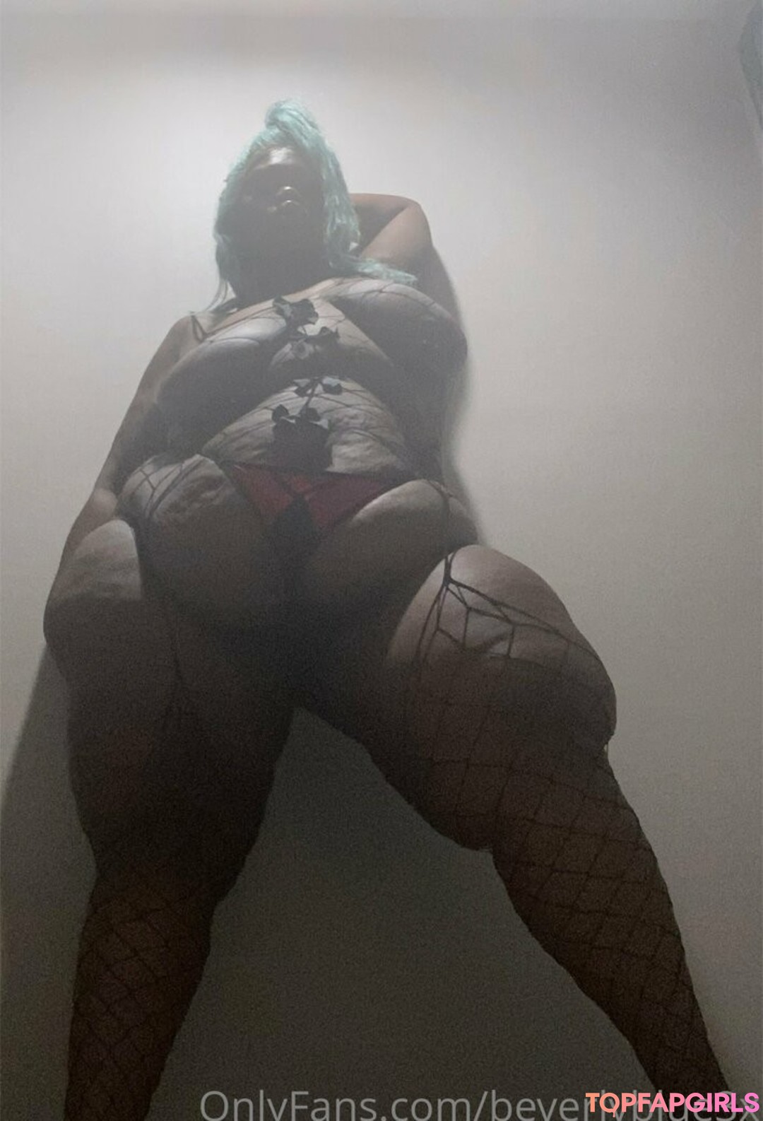 Foto di nudo di fuga di OnlyFans di Beverlyblue3x #266 Foto di nudo di fuga di OnlyFans di Beverlyblue3x #266