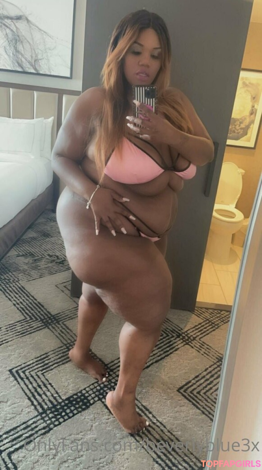 Foto di nudo di fuga di OnlyFans di Beverlyblue3x #298 Foto di nudo di fuga di OnlyFans di Beverlyblue3x #298