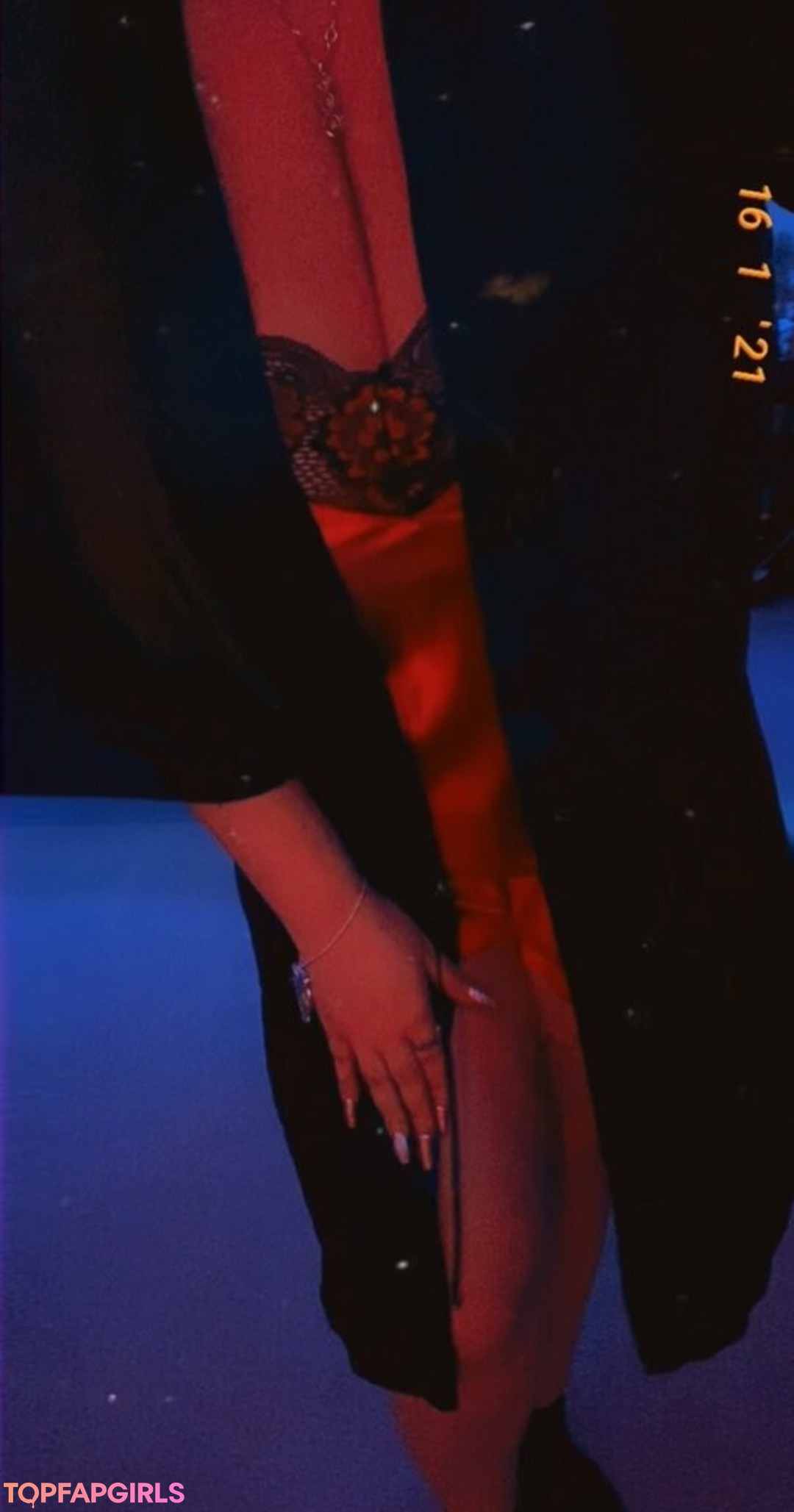 Foto di nudo di fuga di OnlyFans di Yourfavbustybrat #125 Foto di nudo di fuga di OnlyFans di Yourfavbustybrat #125
