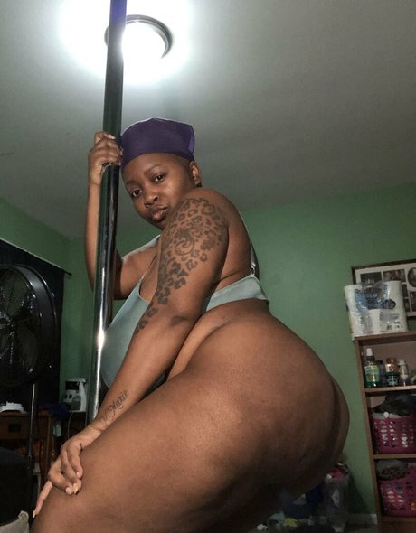 Foto di nudo di fuga di OnlyFans di Famousstarkmarie