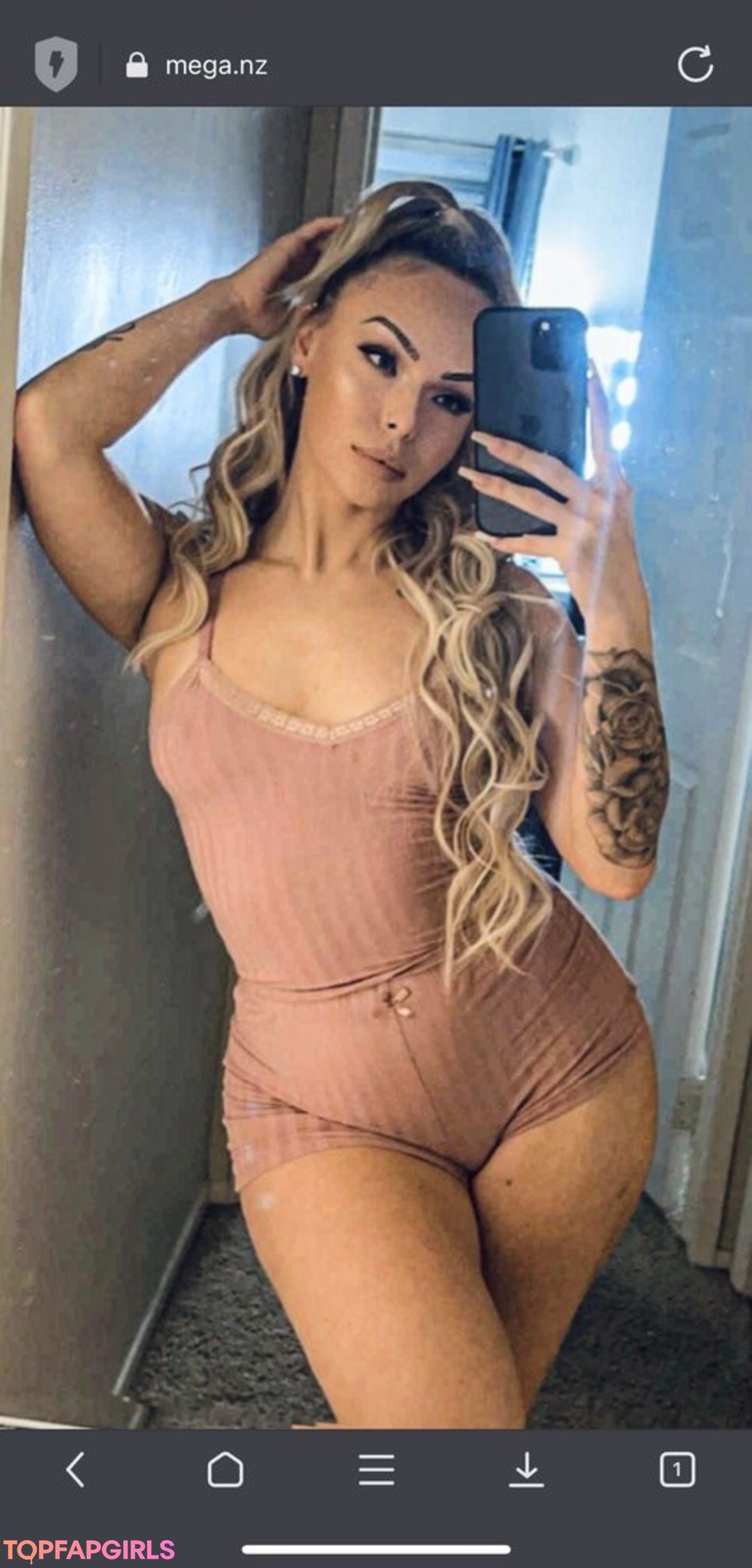 Foto di nudo di fuga di OnlyFans di Krissy Mechelle #13 Foto di nudo di fuga di OnlyFans di Krissy Mechelle #13