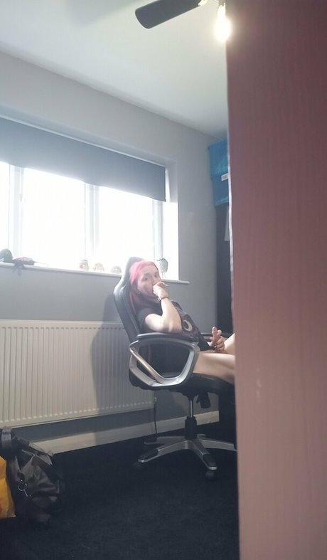 Foto di nudo di fuga di OnlyFans di Twinkletits