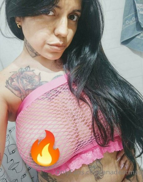 Foto di nudo di fuga di OnlyFans di Anadearmas