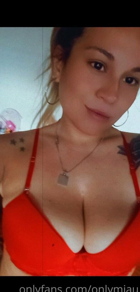 Foto di nudo di fuga di OnlyFans di Onlymiaux