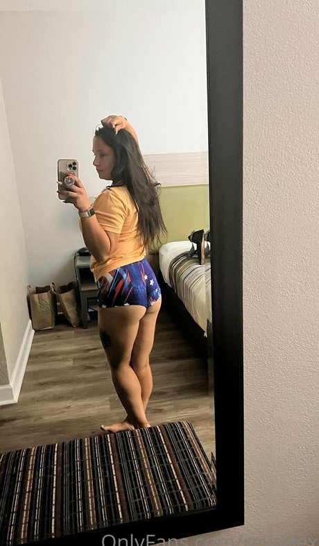 Foto di nudo di fuga di OnlyFans di Reyadex
