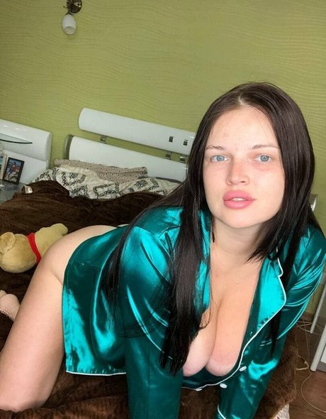 Foto di nudo di fuga di OnlyFans di Yanamulberry