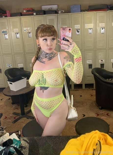 Foto di nudo di fuga di OnlyFans di Babybunniculafree
